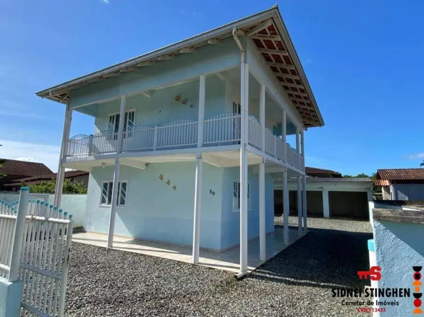 Foto 2 de Casa com 3 quartos à venda, 170m2 em Balneario Barra Do Sul - SC