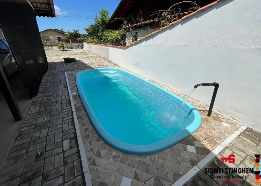 Foto 6 de Casa com 4 quartos à venda, 120m2 em Balneario Barra Do Sul - SC