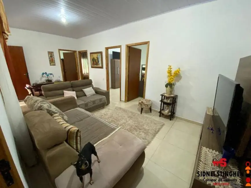 Casa com 4 quartos à venda, 133m2 em Balneario Barra Do Sul - SC - imagem 5 Foto 5 de Casa com 4 quartos à venda, 133m2 em Balneario Barra Do Sul - SC