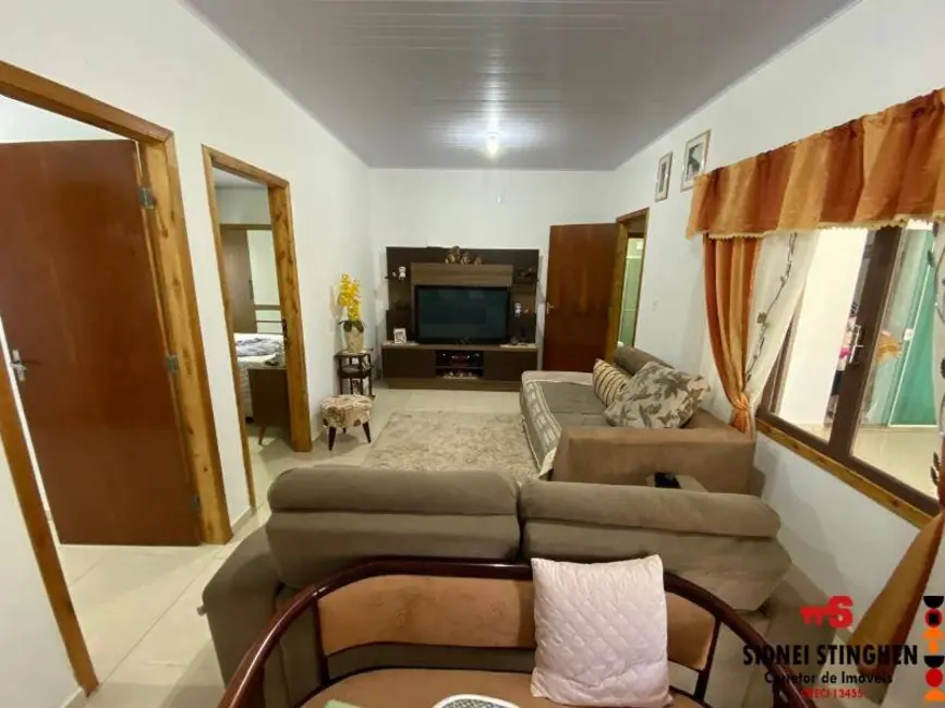 Casa com 4 quartos à venda, 133m2 em Balneario Barra Do Sul - SC - imagem 6 Foto 6 de Casa com 4 quartos à venda, 133m2 em Balneario Barra Do Sul - SC