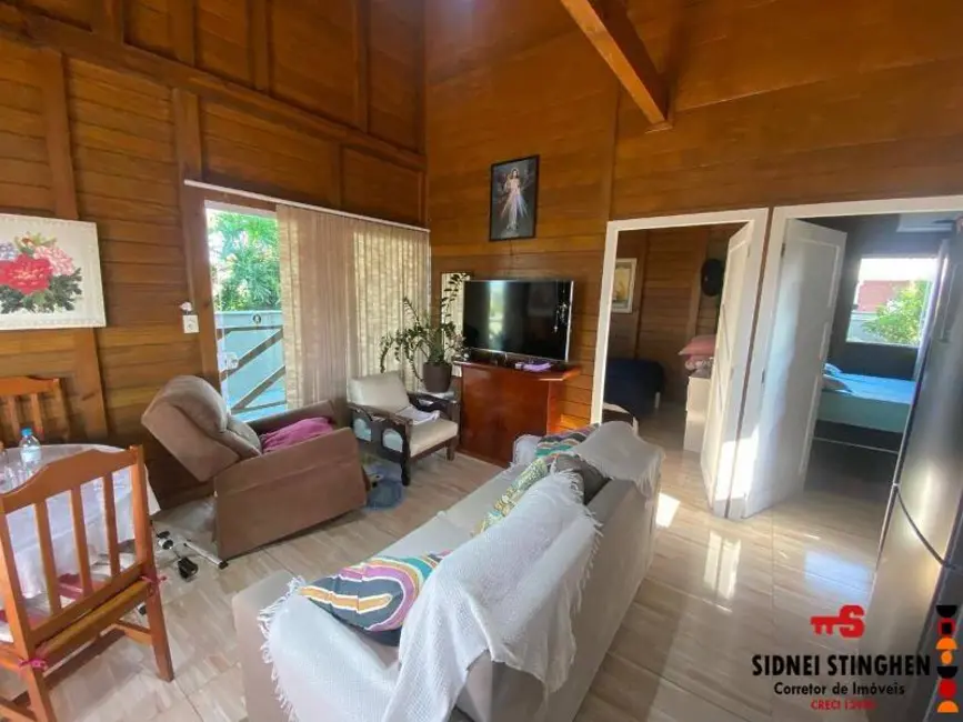 Foto 6 de Casa com 2 quartos à venda, 95m2 em Centro, Balneario Barra Do Sul - SC