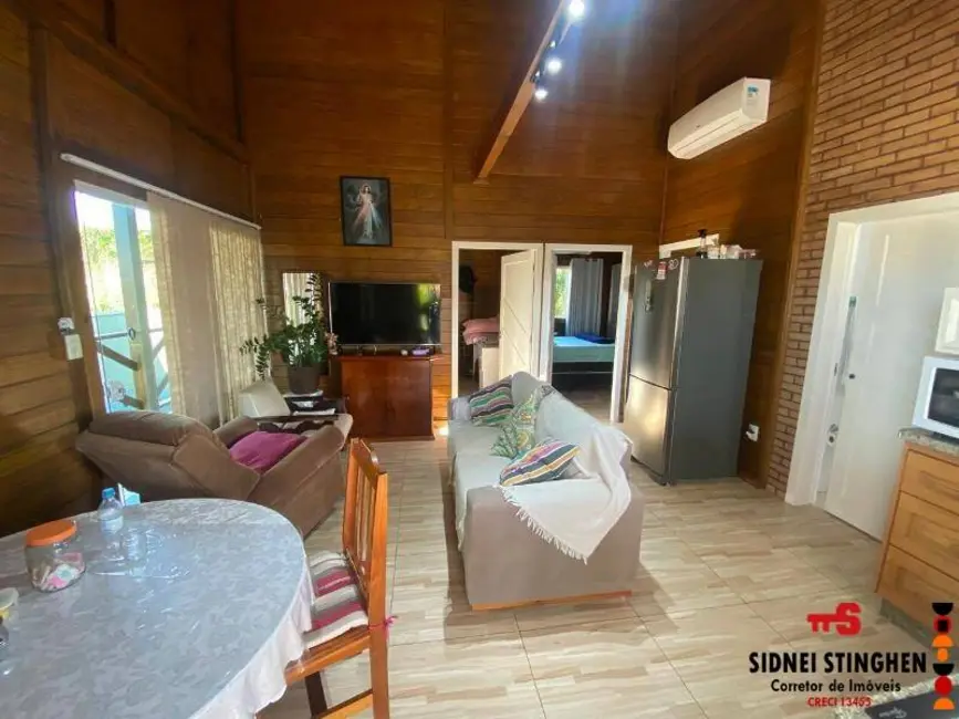 Foto 8 de Casa com 2 quartos à venda, 95m2 em Centro, Balneario Barra Do Sul - SC
