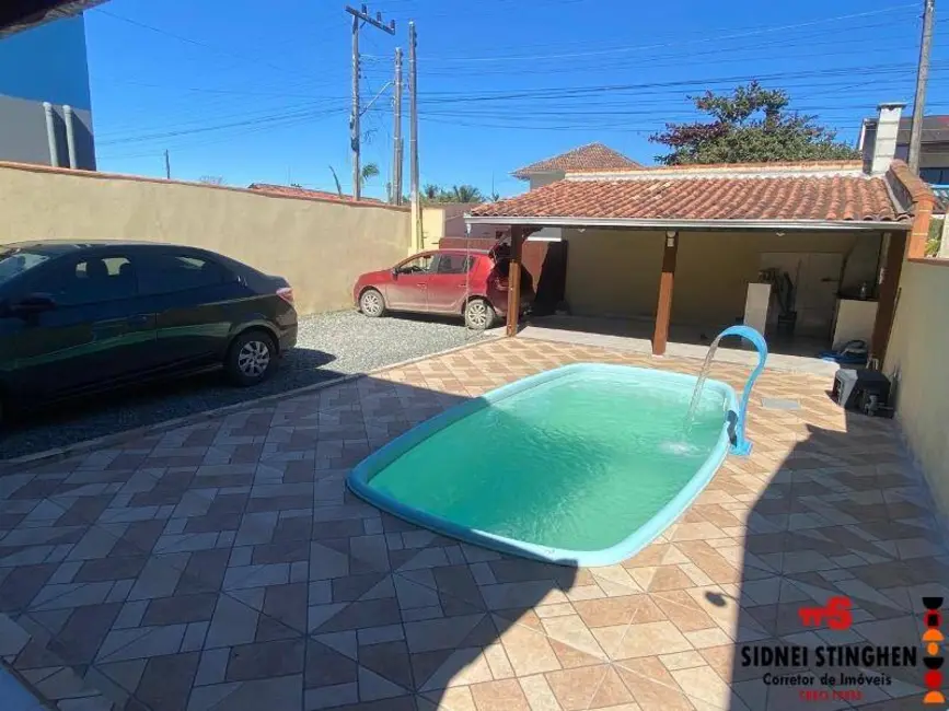 Casa com 3 quartos à venda, 192m2 em Balneario Barra Do Sul - SC - imagem 3 Foto 3 de Casa com 3 quartos à venda, 192m2 em Balneario Barra Do Sul - SC