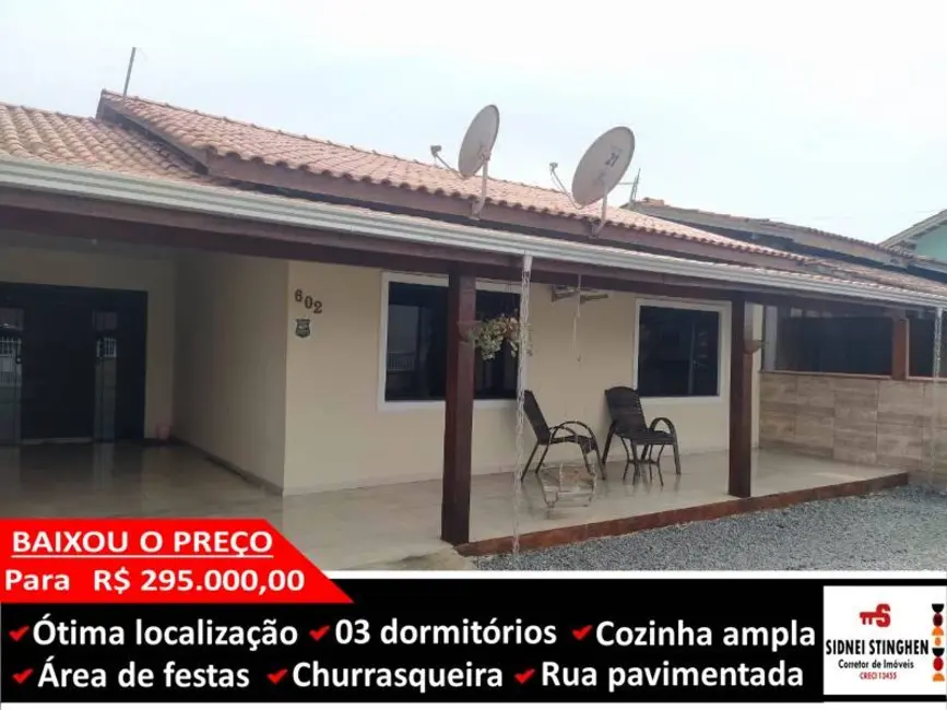Foto 1 de Casa com 3 quartos à venda, 130m2 em Balneario Barra Do Sul - SC