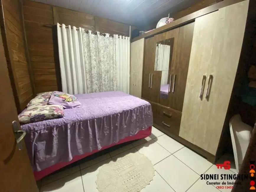 Foto 8 de Casa com 3 quartos à venda, 140m2 em Balneario Barra Do Sul - SC
