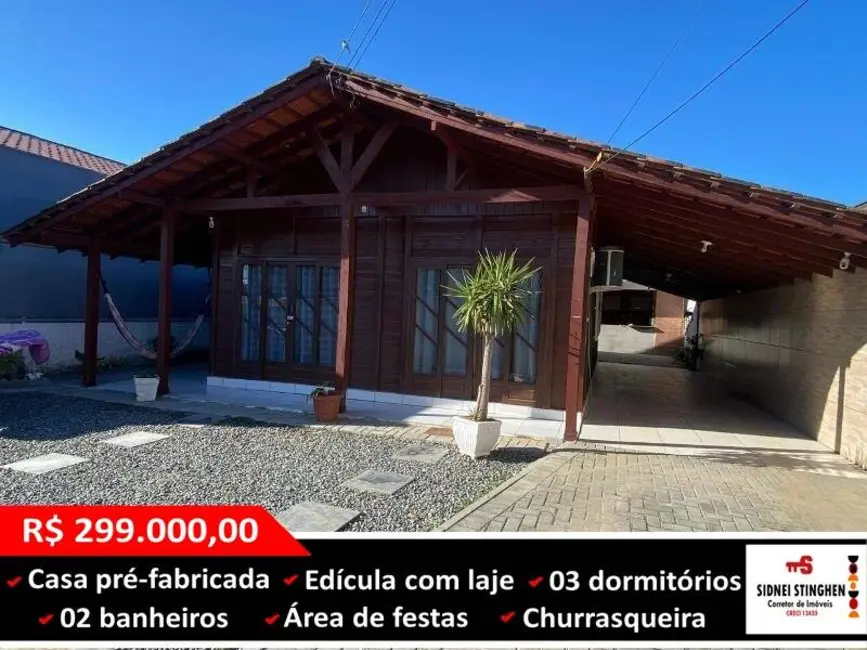 Foto 1 de Casa com 3 quartos à venda, 140m2 em Balneario Barra Do Sul - SC