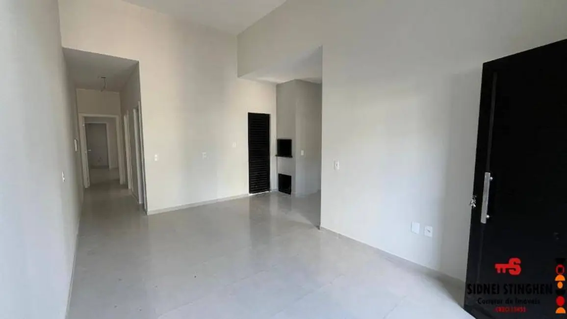 Foto 5 de Casa com 2 quartos à venda, 63m2 em Balneario Barra Do Sul - SC