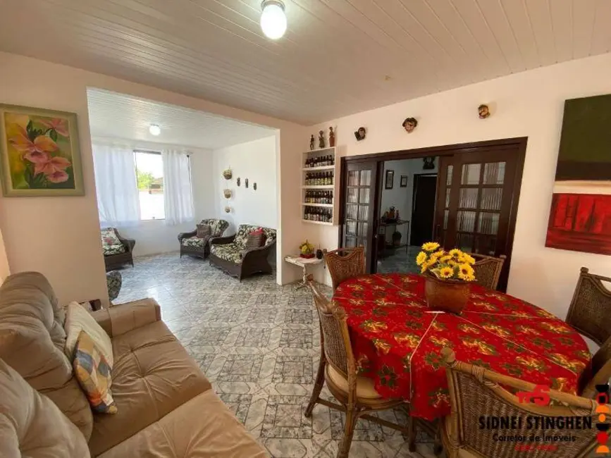 Foto 7 de Casa com 4 quartos à venda, 150m2 em Balneario Barra Do Sul - SC