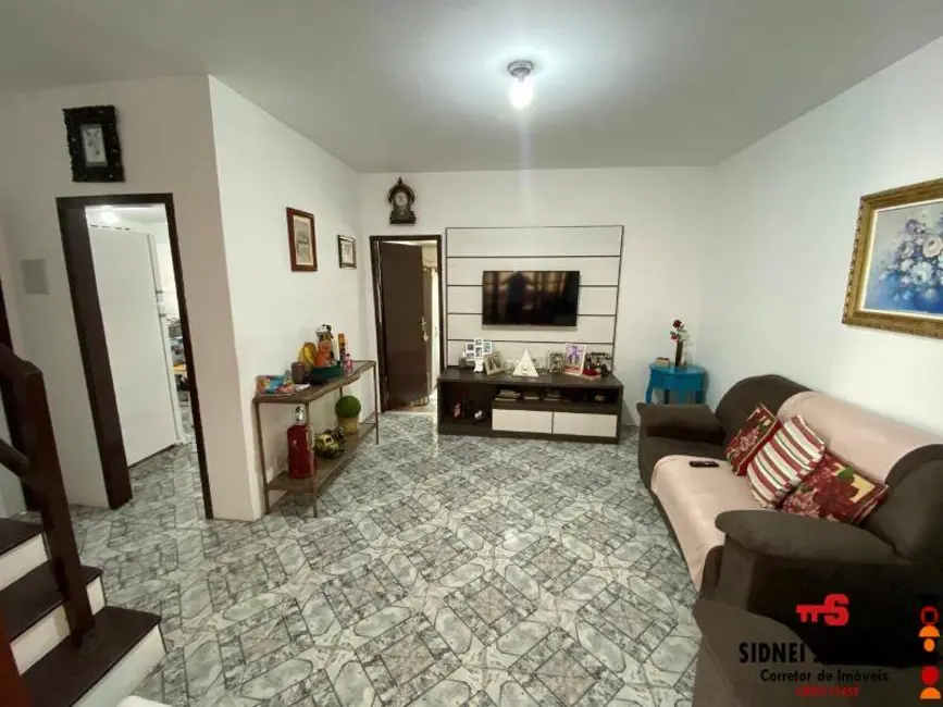 Foto 9 de Casa com 4 quartos à venda, 150m2 em Balneario Barra Do Sul - SC