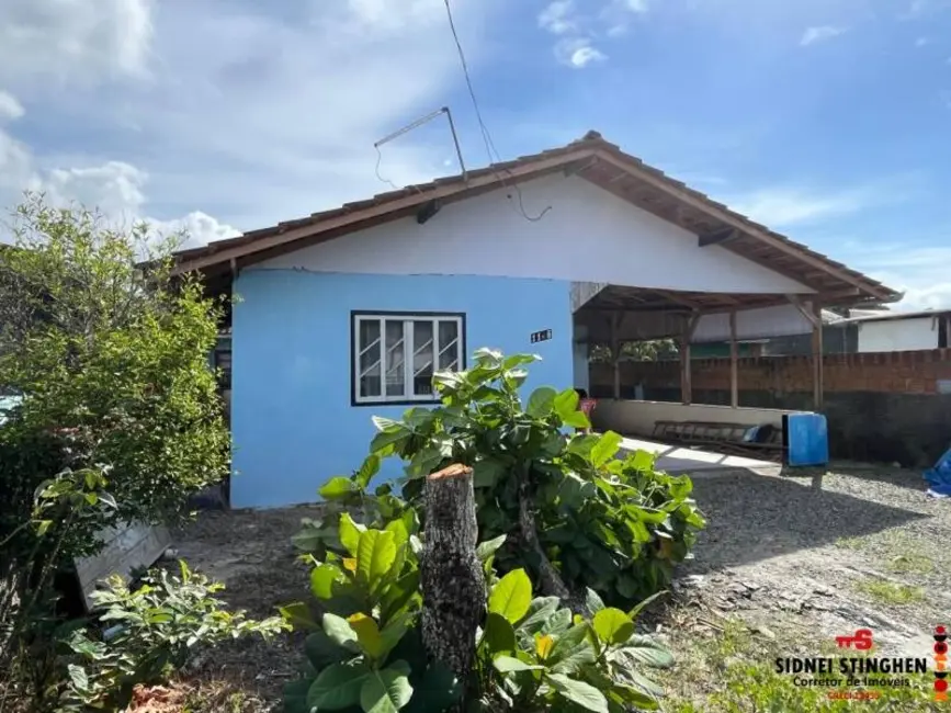 Foto 2 de Casa com 2 quartos à venda, 70m2 em Balneario Barra Do Sul - SC
