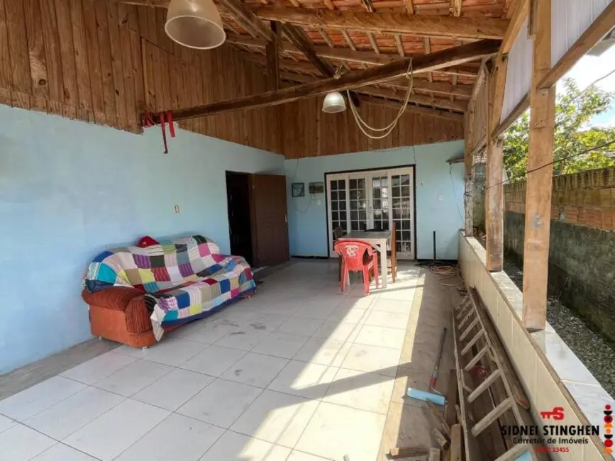 Foto 3 de Casa com 2 quartos à venda, 70m2 em Balneario Barra Do Sul - SC
