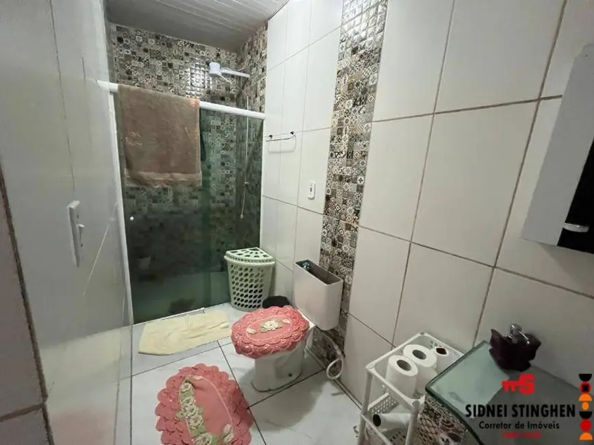 Casa com 2 quartos à venda, 110m2 em Balneario Barra Do Sul - SC - imagem 8 Foto 8 de Casa com 2 quartos à venda, 110m2 em Balneario Barra Do Sul - SC