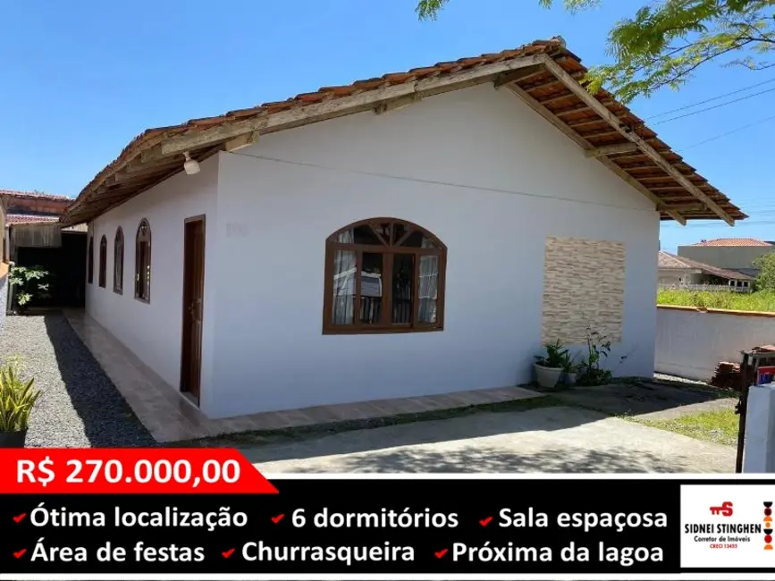 Foto 1 de Casa com 6 quartos à venda, 130m2 em Balneario Barra Do Sul - SC