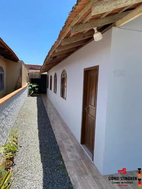 Foto 5 de Casa com 6 quartos à venda, 130m2 em Balneario Barra Do Sul - SC