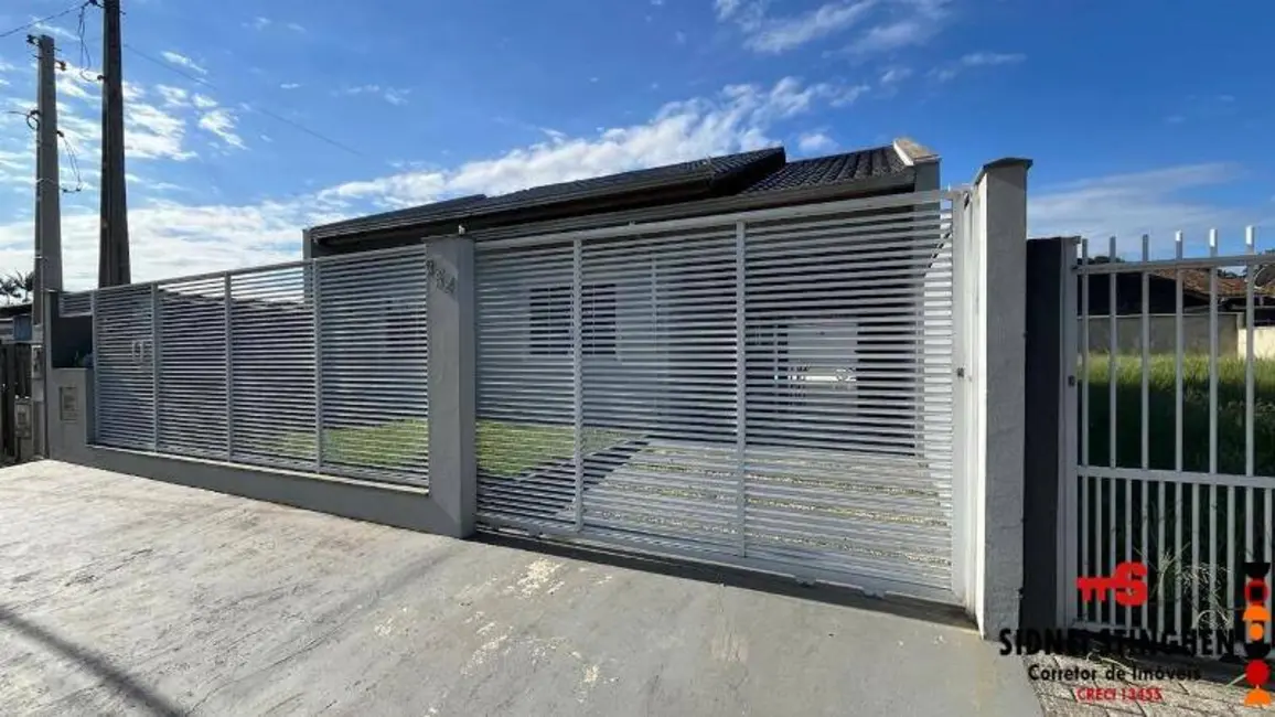 Foto 2 de Casa com 2 quartos à venda, 98m2 em Balneario Barra Do Sul - SC