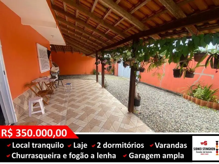 Foto 1 de Casa com 2 quartos à venda, 140m2 em Balneario Barra Do Sul - SC