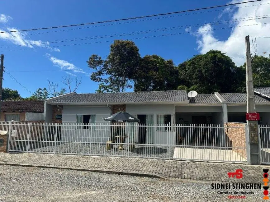 Foto 2 de Casa com 3 quartos à venda, 89m2 em Balneario Barra Do Sul - SC