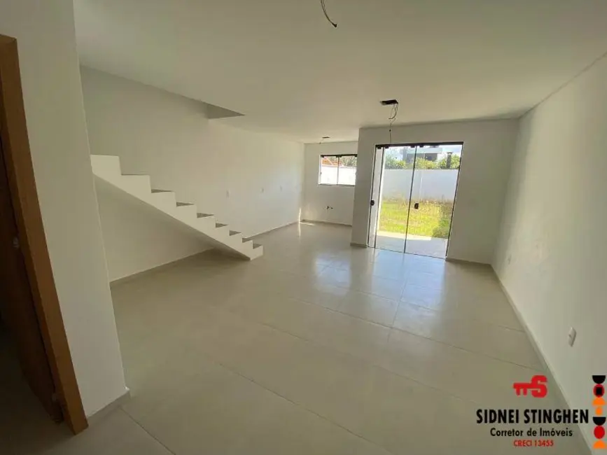 Foto 5 de Casa com 3 quartos à venda, 122m2 em Balneario Barra Do Sul - SC