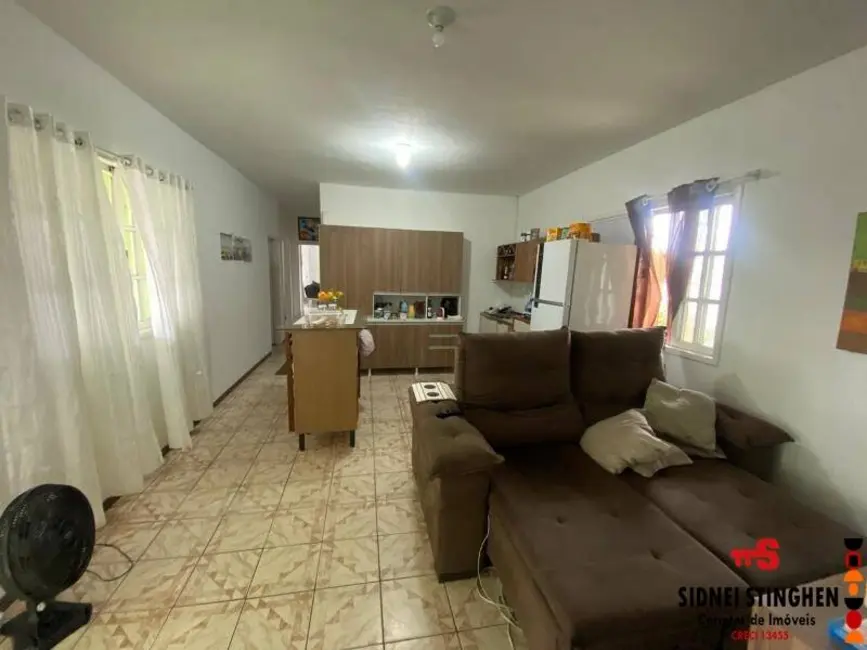 Foto 2 de Casa com 4 quartos à venda, 154m2 em Balneario Barra Do Sul - SC