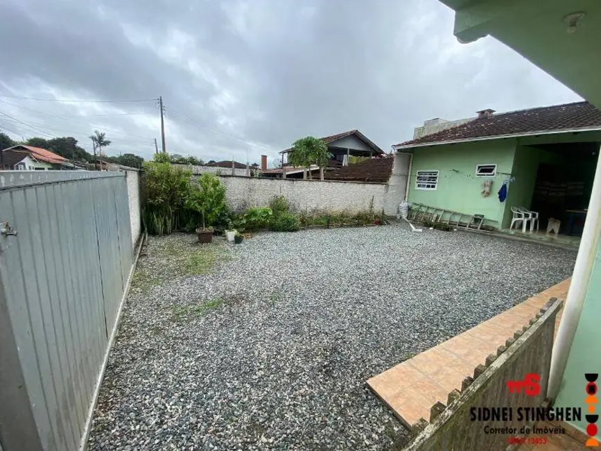 Foto 8 de Casa com 4 quartos à venda, 154m2 em Balneario Barra Do Sul - SC