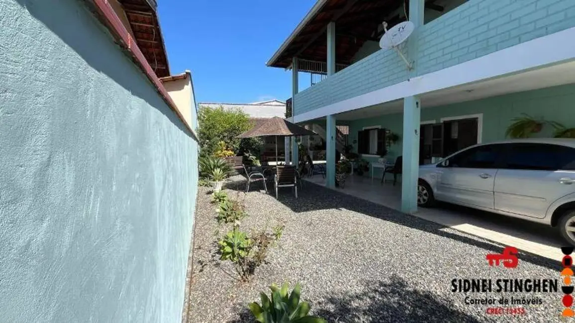 Foto 7 de Casa com 3 quartos à venda, 216m2 em Balneario Barra Do Sul - SC
