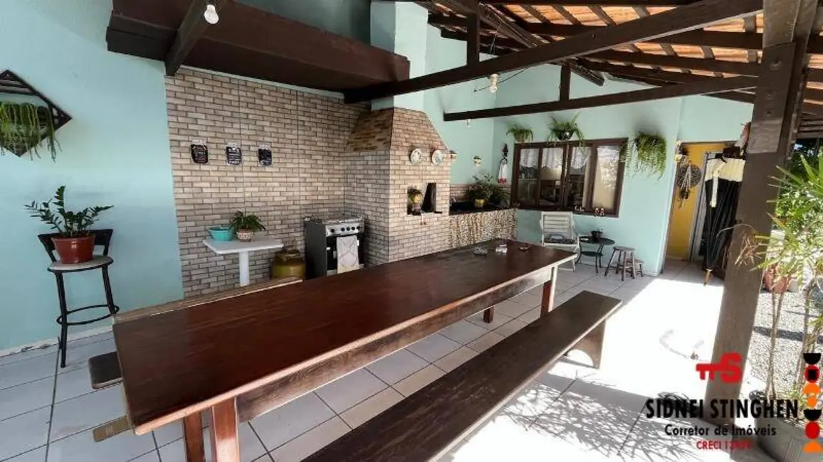 Foto 9 de Casa com 3 quartos à venda, 216m2 em Balneario Barra Do Sul - SC