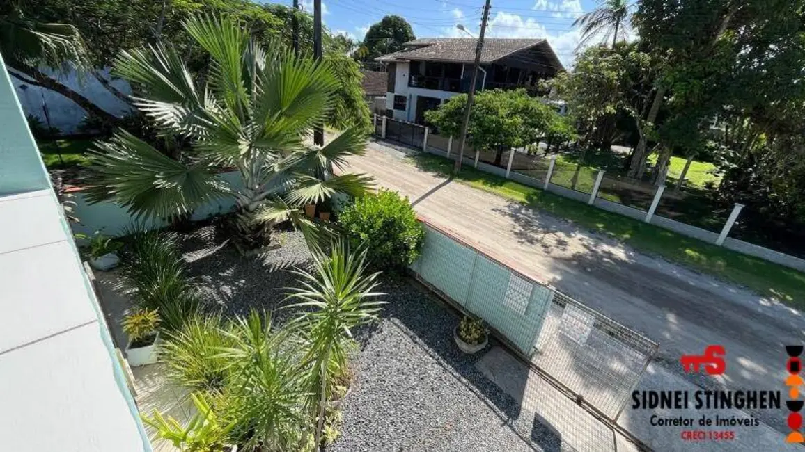 Foto 6 de Casa com 3 quartos à venda, 216m2 em Balneario Barra Do Sul - SC