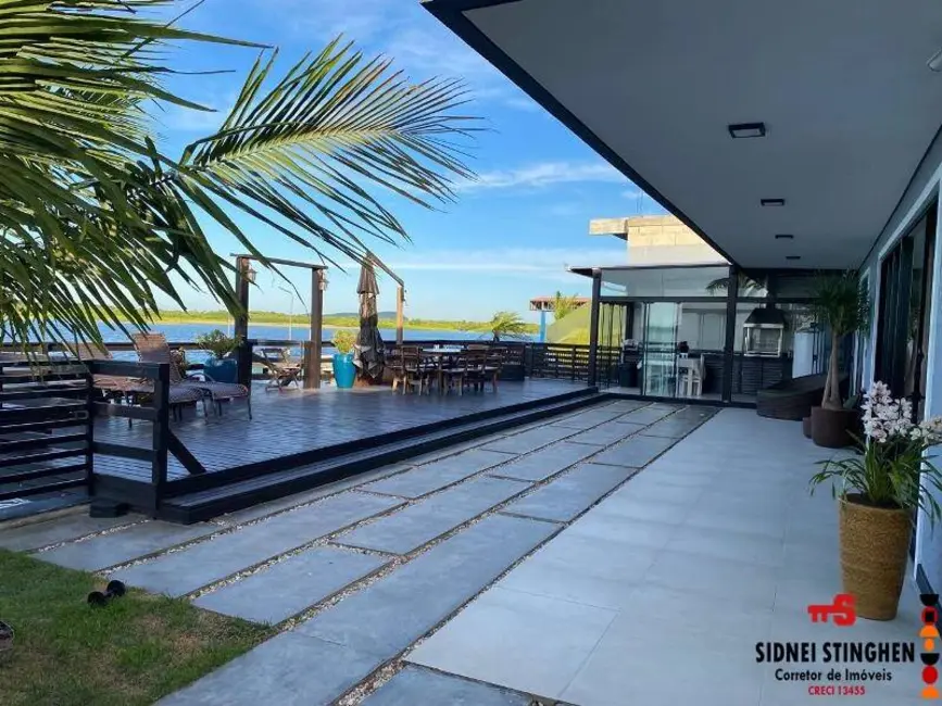 Foto 8 de Casa com 2 quartos à venda, 190m2 em Balneario Barra Do Sul - SC
