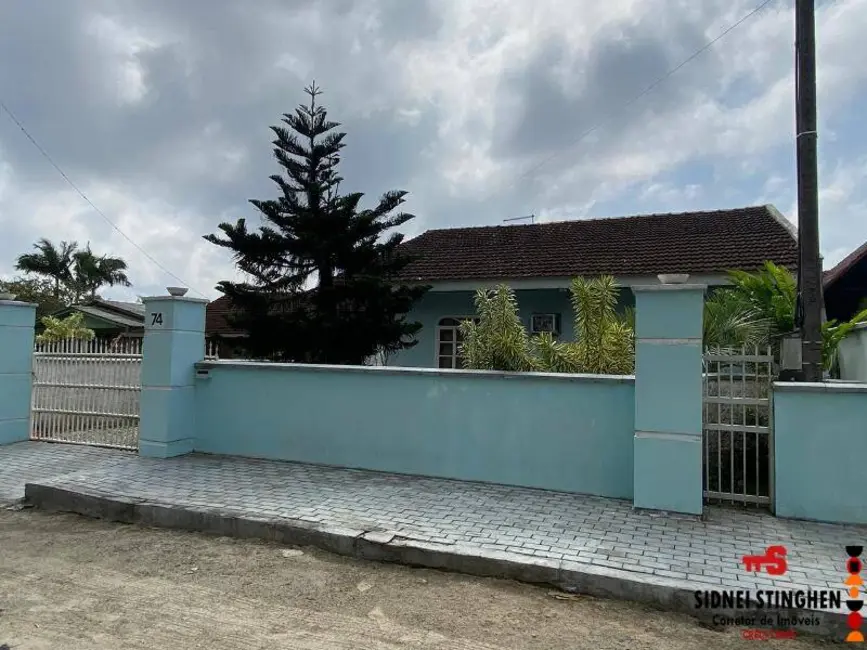 Foto 5 de Casa com 4 quartos à venda, 360m2 em Balneario Barra Do Sul - SC