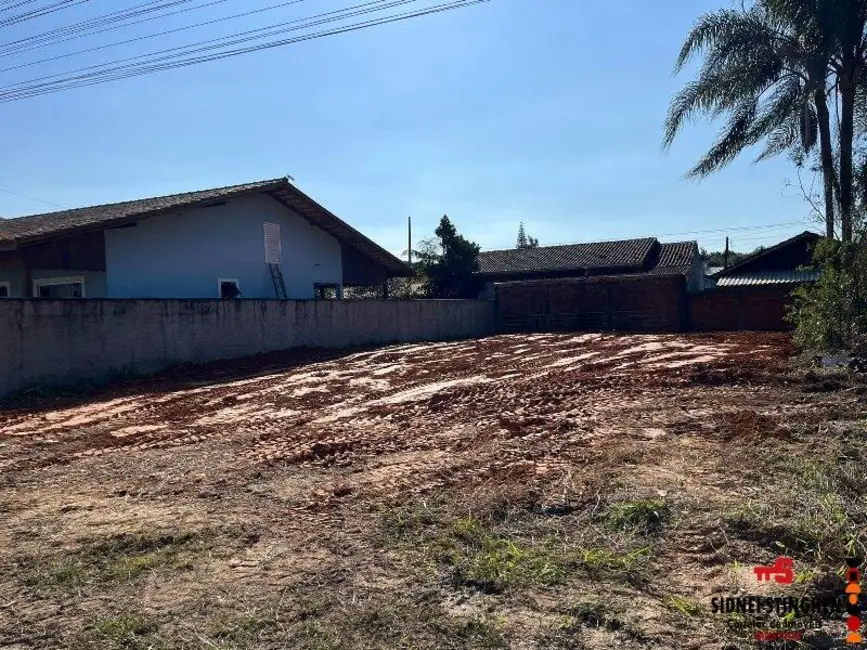 Foto 2 de Terreno / Lote à venda, 350m2 em Balneario Barra Do Sul - SC