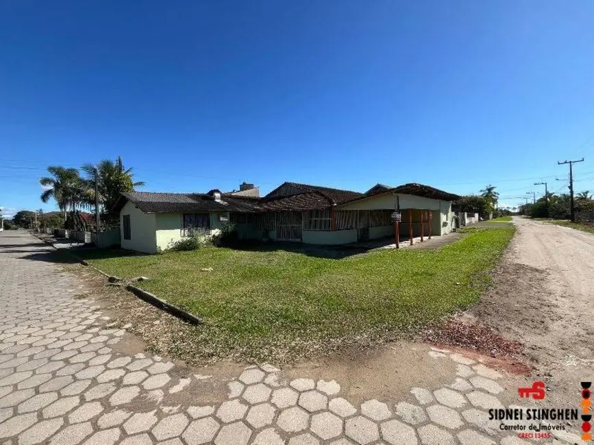 Foto 6 de Casa com 5 quartos à venda, 270m2 em Balneario Barra Do Sul - SC
