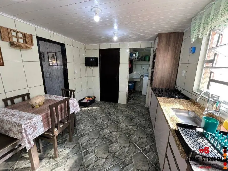 Foto 8 de Casa com 2 quartos à venda, 107m2 em Balneario Barra Do Sul - SC
