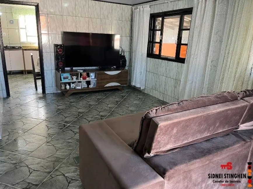 Foto 6 de Casa com 2 quartos à venda, 107m2 em Balneario Barra Do Sul - SC