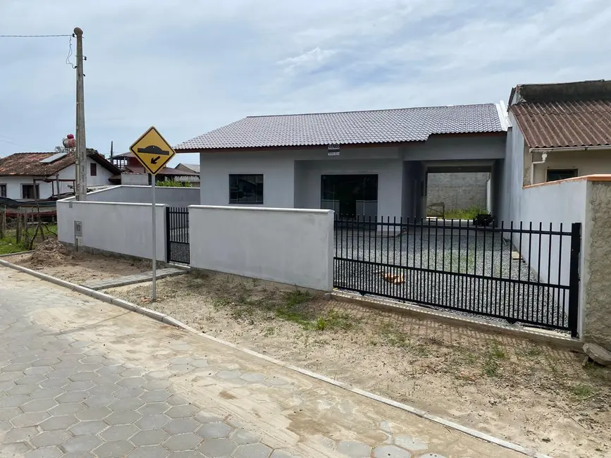 Foto 1 de Casa com 3 quartos à venda, 110m2 em Centro, Balneario Barra Do Sul - SC