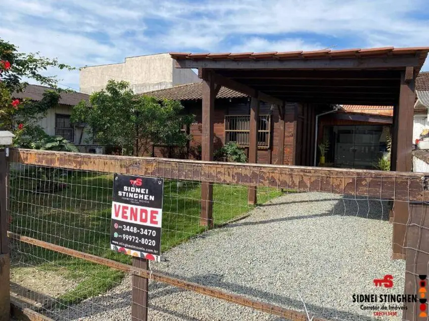 Foto 4 de Casa com 2 quartos à venda, 75m2 em Balneario Barra Do Sul - SC