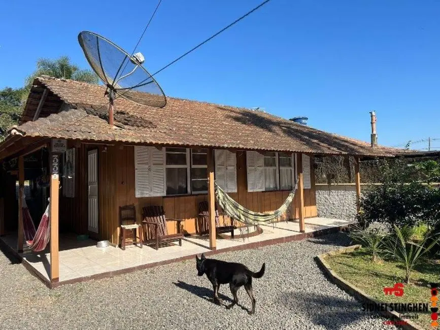 Foto 2 de Casa com 2 quartos à venda, 95m2 em Centro, Balneario Barra Do Sul - SC