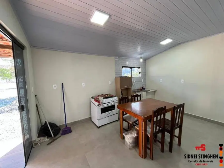 Foto 7 de Casa com 2 quartos à venda, 90m2 em Balneario Barra Do Sul - SC