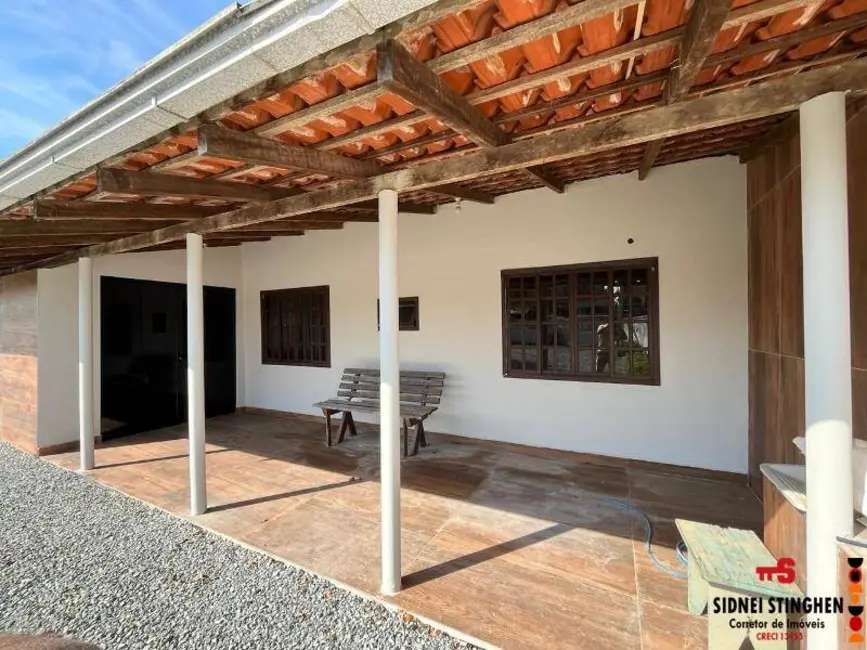 Foto 2 de Casa com 2 quartos à venda, 90m2 em Balneario Barra Do Sul - SC