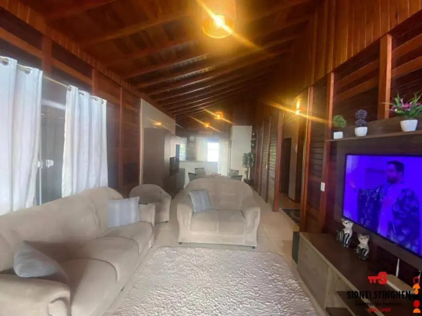 Foto 5 de Casa com 3 quartos à venda, 136m2 em Balneario Barra Do Sul - SC