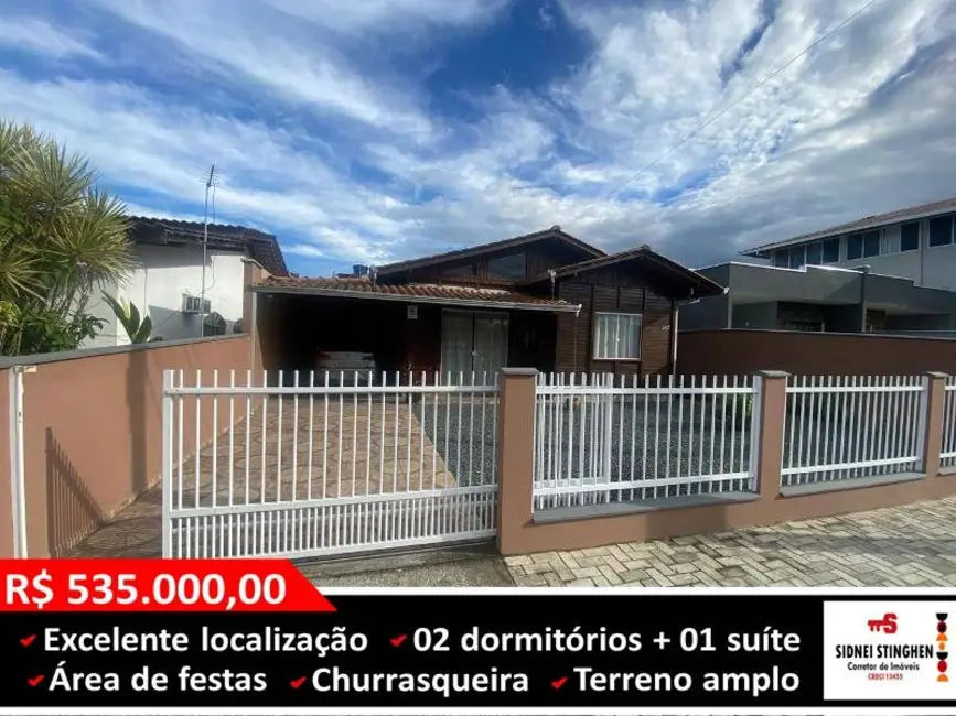 Foto 1 de Casa com 3 quartos à venda, 136m2 em Balneario Barra Do Sul - SC