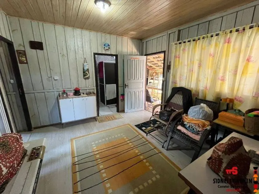 Foto 2 de Casa com 3 quartos à venda, 110m2 em Balneario Barra Do Sul - SC