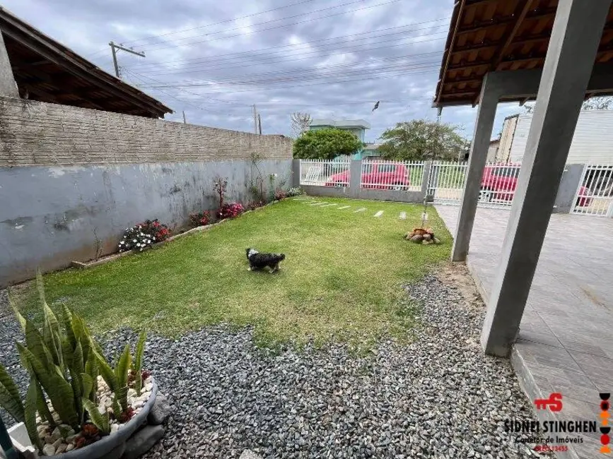 Foto 4 de Casa com 2 quartos à venda, 85m2 em Centro, Balneario Barra Do Sul - SC