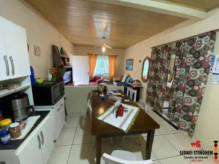 Foto 5 de Casa com 2 quartos à venda, 110m2 em Balneario Barra Do Sul - SC