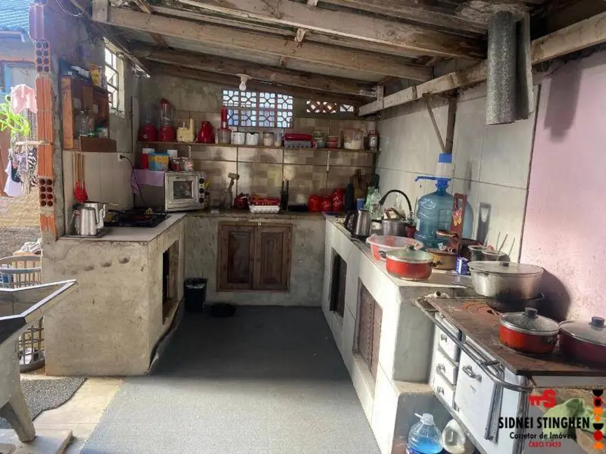 Foto 8 de Casa com 5 quartos à venda, 110m2 em Balneario Barra Do Sul - SC