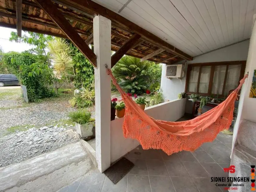 Casa com 4 quartos à venda, 125m2 em Balneario Barra Do Sul - SC - imagem 5 Foto 5 de Casa com 4 quartos à venda, 125m2 em Balneario Barra Do Sul - SC