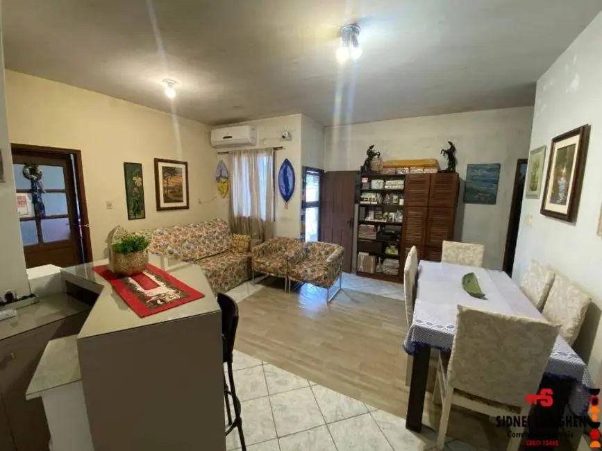 Casa com 4 quartos à venda, 125m2 em Balneario Barra Do Sul - SC - imagem 7 Foto 7 de Casa com 4 quartos à venda, 125m2 em Balneario Barra Do Sul - SC