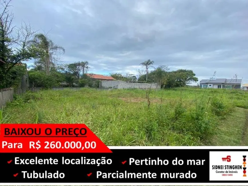 Foto 1 de Terreno / Lote à venda, 358m2 em Balneario Barra Do Sul - SC