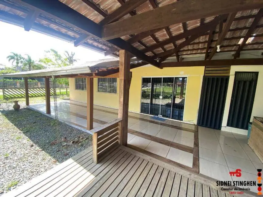 Foto 6 de Casa com 4 quartos à venda, 144m2 em Balneario Barra Do Sul - SC