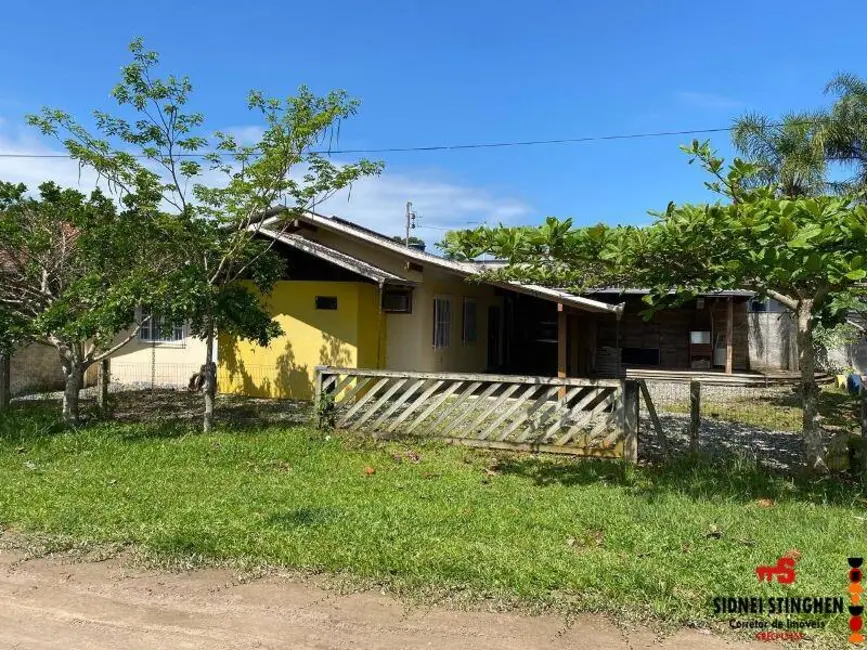 Foto 4 de Casa com 4 quartos à venda, 144m2 em Balneario Barra Do Sul - SC