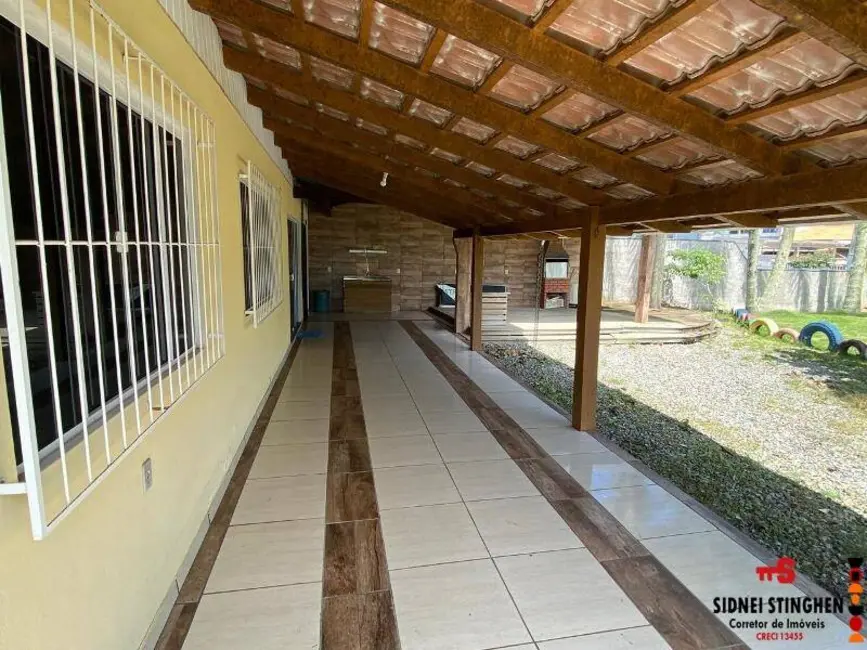 Foto 5 de Casa com 4 quartos à venda, 144m2 em Balneario Barra Do Sul - SC
